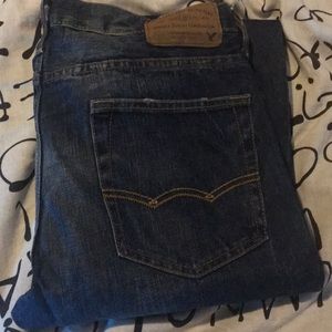 American Eagle men’s jeans